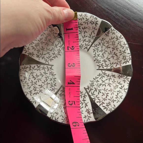 Queen Anne White & Silver Wide Mouth Teacup & Saucer - Picture 12 of 12